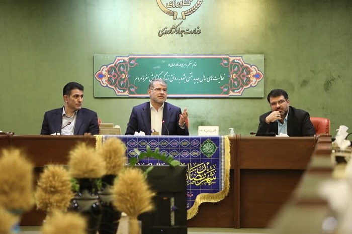 برای تامین غذای مردم با هرگونه تخلف مقابله می کنیم